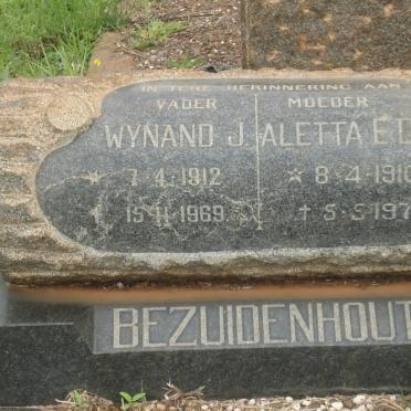 BEZUIDENHOUT Wynand J. 1912-1969 &amp; Aletta E.D. 1910-1975