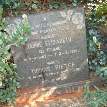 BERG Thomas Pieter, van den 1878-1970 &amp; Hannie Elizabeth FOUCHE 1883-1975