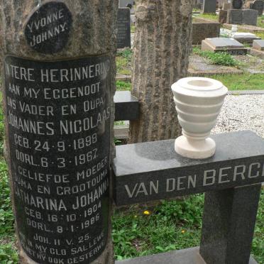 BERGH Johannes Nicolaas, van den 1898-1967 &amp; Catharina Johanna 1904-1986