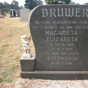 BRUWER Stephanus 1932- &amp; Magarieta Elizabeth 1935-1985 