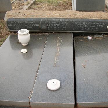 COETZEE Hendrik P.J. 1934-1982 &amp; Johanna Catharina 1940- :: COETZEE Georg Eduard 1961-1978
