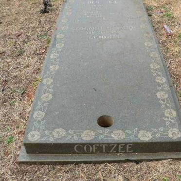 COETZEE Ben &amp; Heila (1).JPG