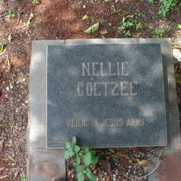 COETZEE Nellie
