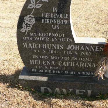 DAVEL Marthunis Johannes 1941-2005 &amp; Helena Catharina 1942-