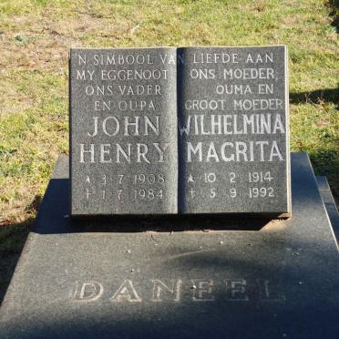 DANEEL John Henry 1908-1984 &amp; Wilhelmina Magrita 1914-1992