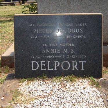 DELPORT Pieter Jacobus 1898-1974 &amp; Annie M.S. 1910-1976