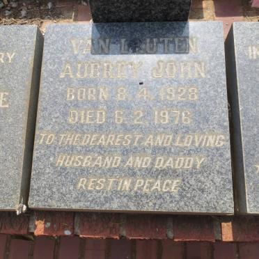 DRUTEN Aubrey John, van 1928-1976