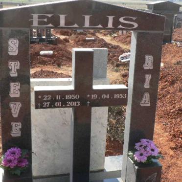 ELLIS Steve 1950-2013 Ria 1953-