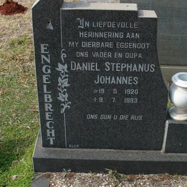 ENGELBRECHT Daniel Stephanus Johannes 1920-1993