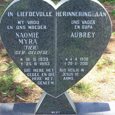 HARRIS Aubrey 1930-2001 &amp; Naomie Myra OELOFSE 1939-1993