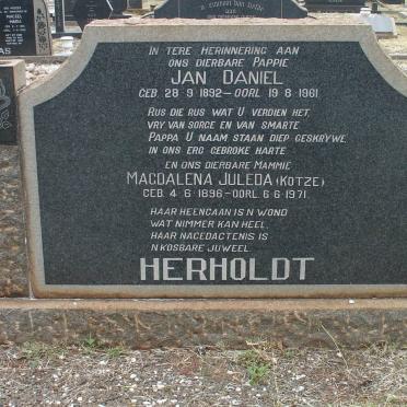 HERHOLDT Jan Daniel 1892-1961 &amp; Magdalena Juleda KOTZE 1896-1971