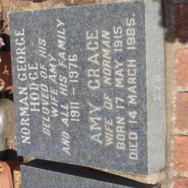 HODGE Norman George 1911-1976 &amp; Amy Grace 1915-1985