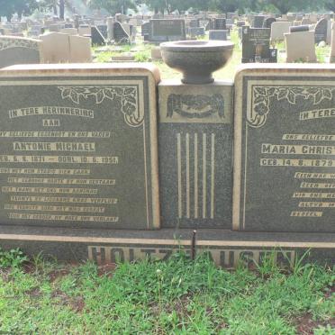 HOLTZHAUSEN Antonie Michael 1871-1951 &amp; Maria Christina Gertruida 1879-1958