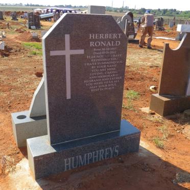 HUMPHREYS Herbert Ronald 1957-2011
