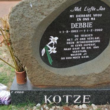 KOTZE Debbie 1963-2002