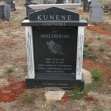 KUNENE Simphiwe Sweetbertha 1976-2007