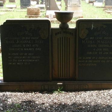LIEBENBERG Charl Johannes Josef 1879-1942  &amp; Maria Magdalena OBERHOLZER 1886-1955