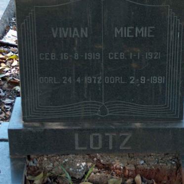 LOTZ Vivian 1919-1972 &amp; Miemie 1921-1991