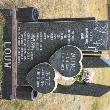 LOUW Attie 1944-2004 &amp; Valerie 1943-2002