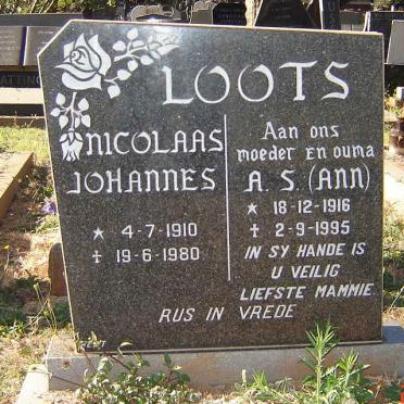 LOOTS Nicolaas Johannes 1910-1980 &amp; A.S. 1916-1995