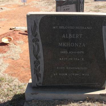 MKHONZA Albert -1978