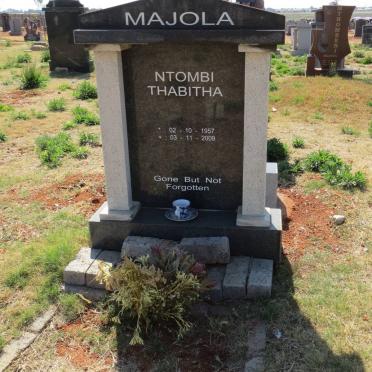 MAJOLA Ntombi Thabitha 1957-2009