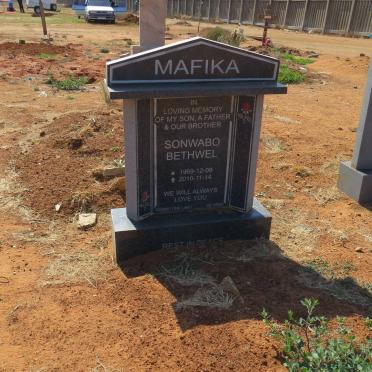 MAFIKA Sonwabo Bethwel 1969-2010