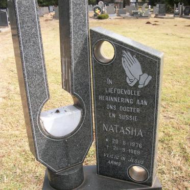 MARNEWECK Natasha 1976-1988