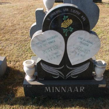 MINNAAR Pieter 1947-1997 &amp; Violet 1947-