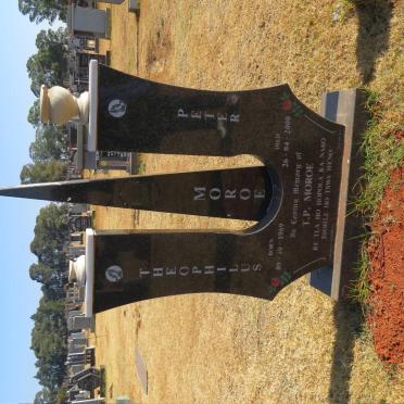 MOROE Theophilus Peter 1969-2000