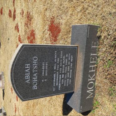 MOKHELE Abiah Bohatsho 1944-2005