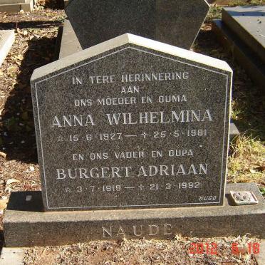 NAUDE Burgert Adriaan 1919-1992 &amp; Anna Wilhelmina 1927-1981