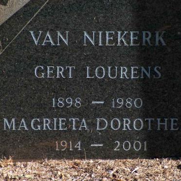 NIEKERK Gert Lourens, van 1898-1980 &amp; Magrieta Dorothea 1914-2001