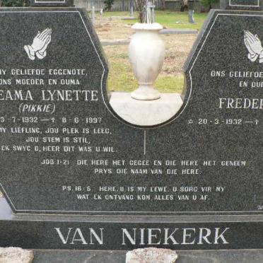 NIEKERK Frederick, van 1932- &amp; Ongeama Lynette 1932-1997