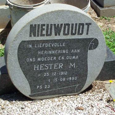 NIEUWOUDT Hester M. 1912-1990