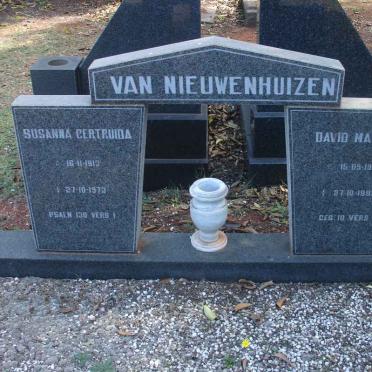 NIEUWENHUIZEN David Mathys, van 1904-1983 &amp; Susanna Gertruida 1913-1973