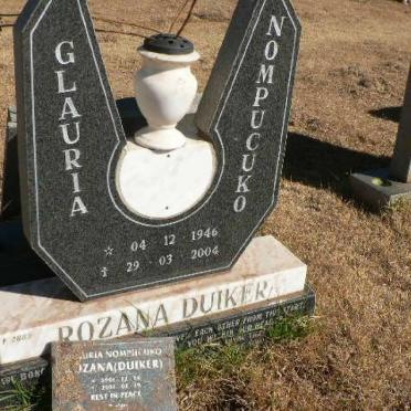 NOMPUCUKO Glauria 1946-2004 :: DUIKER Rozana 19?0-2003