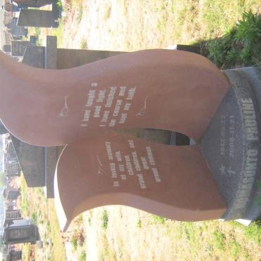 NOMASONTO Pauline 1942-2008