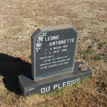 PLESSIS Leonie Antionette, du 1958-2005