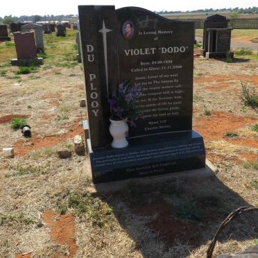 PLOOY Violet, du 1938-2008