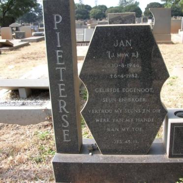 PIETERSE J.M.W.R. 1944-1982