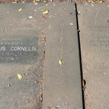 PIETERSE Theodorus Cornelis 1926-1994 &amp; Hilda Marjory 1924-1988