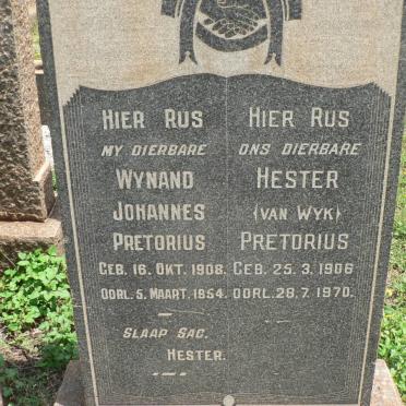 PRETORIUS Wynand Johannes 1908-1954 &amp; Hester VAN WYK 1986-1970