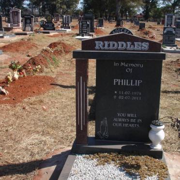 RIDDLES Phillip 1974-2011