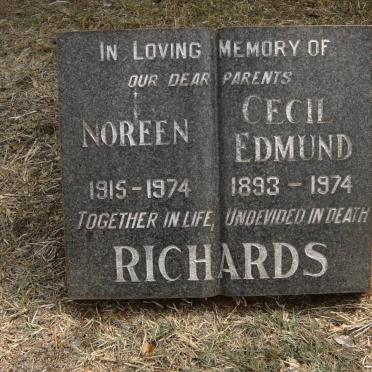 RICHARDS Cecil Edmund 1893-1974 &amp; Noreen 1915-1974