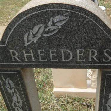 RHEEDERS Linda 1974-1975