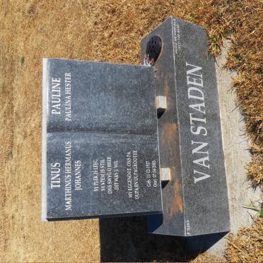 STADEN Marthinus Hermanus Johannes, van 1927-2005 &amp; Paulina Hester