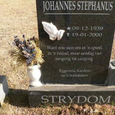 STRYDOM Johannes Stephanus 1939-2000