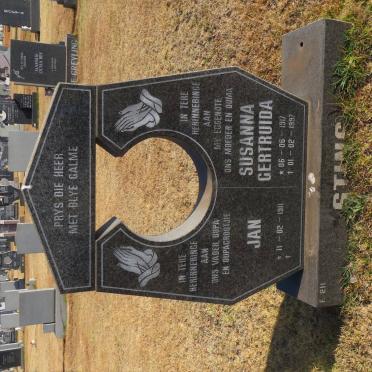 STINS Jan 1911- &amp; Susanna Gertruida 1917-1997