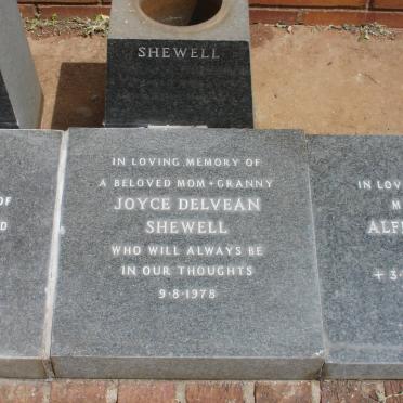 SHEWELL Joyce Delvean -1978